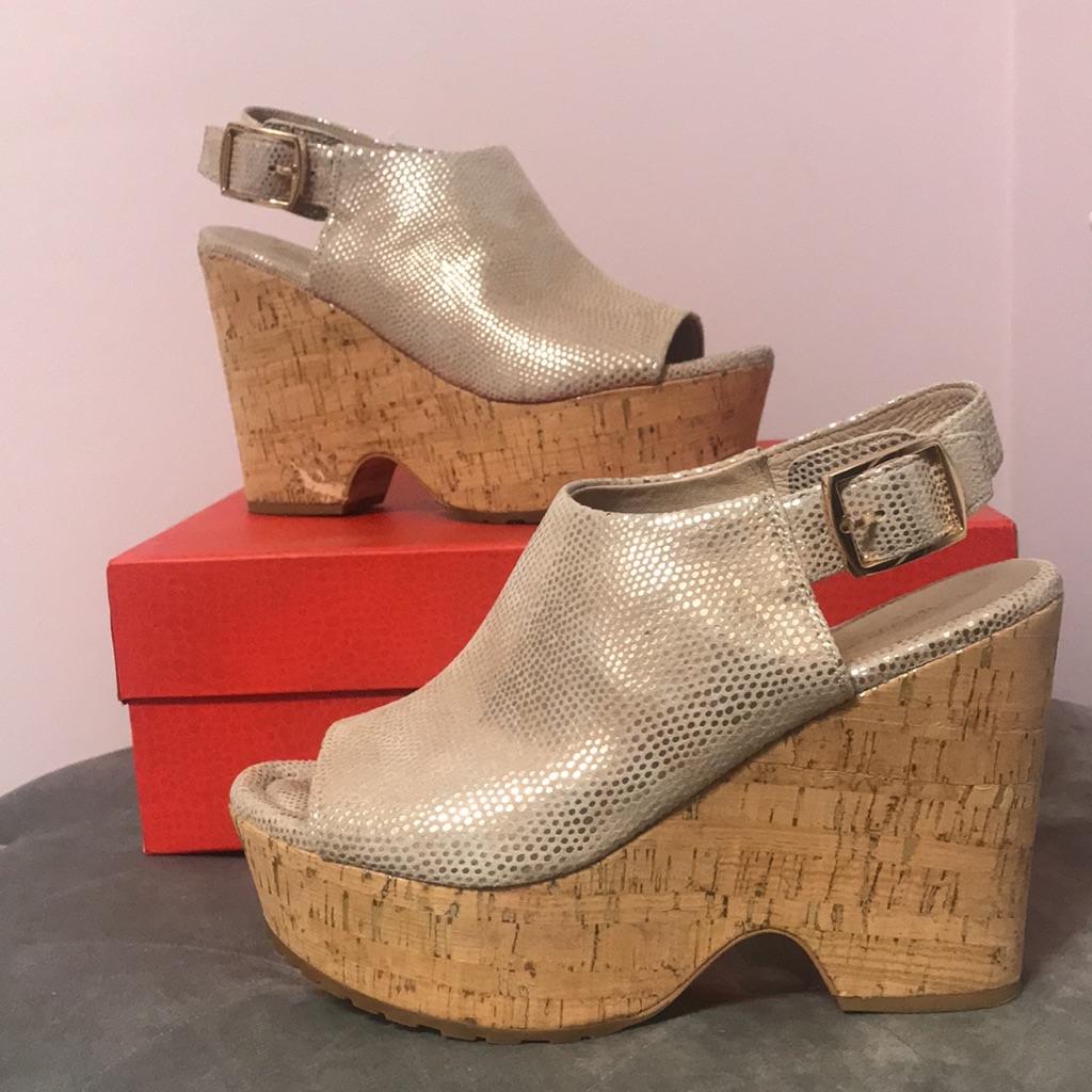 Donald Pliner Rosie Cork Wedge In Metallic Suede.